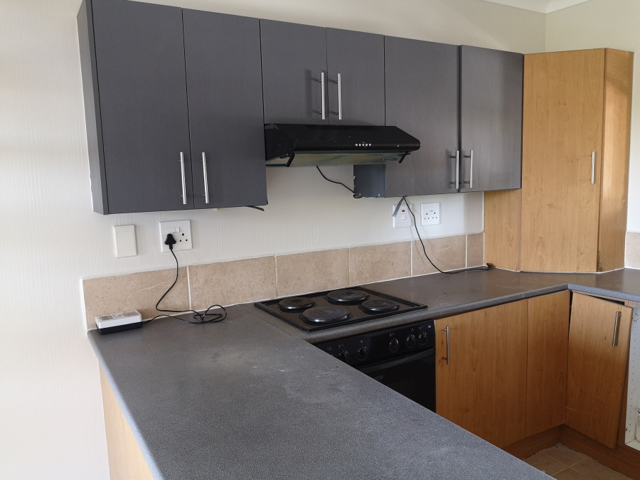 To Let 2 Bedroom Property for Rent in Beacon Bay Eastern Cape